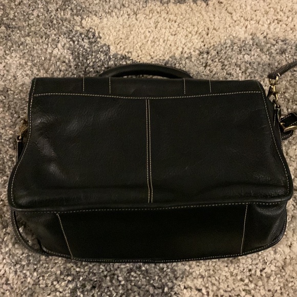 Cole Haan Messenger Bag 💼❤️ - Picture 5 of 5